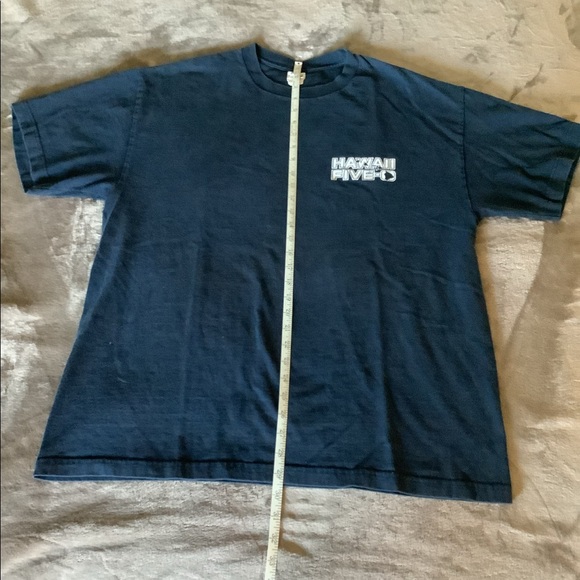 EUC - Hawaii Five-O Mens XL Screen Print Short Sleeve Tee, Navy and White - Picture 3 of 5